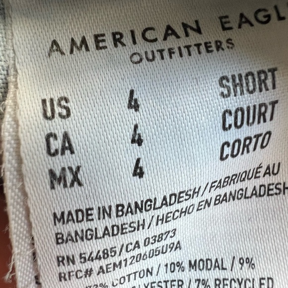 AE Short Boyfriend Style High Waisted Jeans - Picture 2 of 3